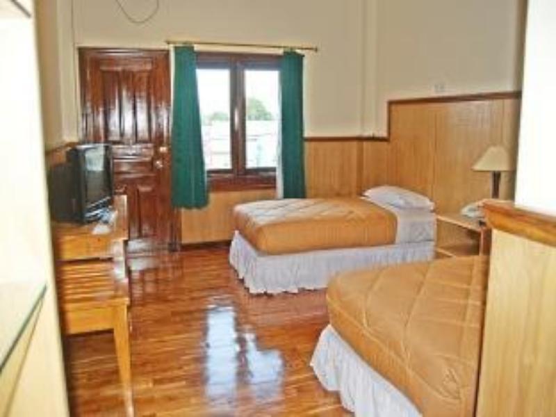 Sylvia Hotel Premier Kupang Купанг Екстериор снимка