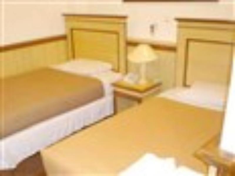 Sylvia Hotel Premier Kupang Купанг Екстериор снимка