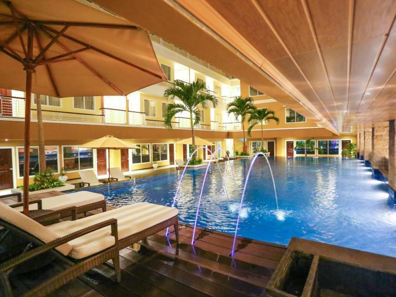 Sylvia Hotel Premier Kupang Купанг Екстериор снимка