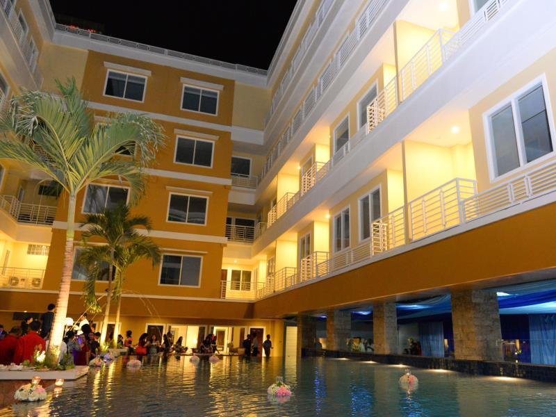 Sylvia Hotel Premier Kupang Купанг Екстериор снимка